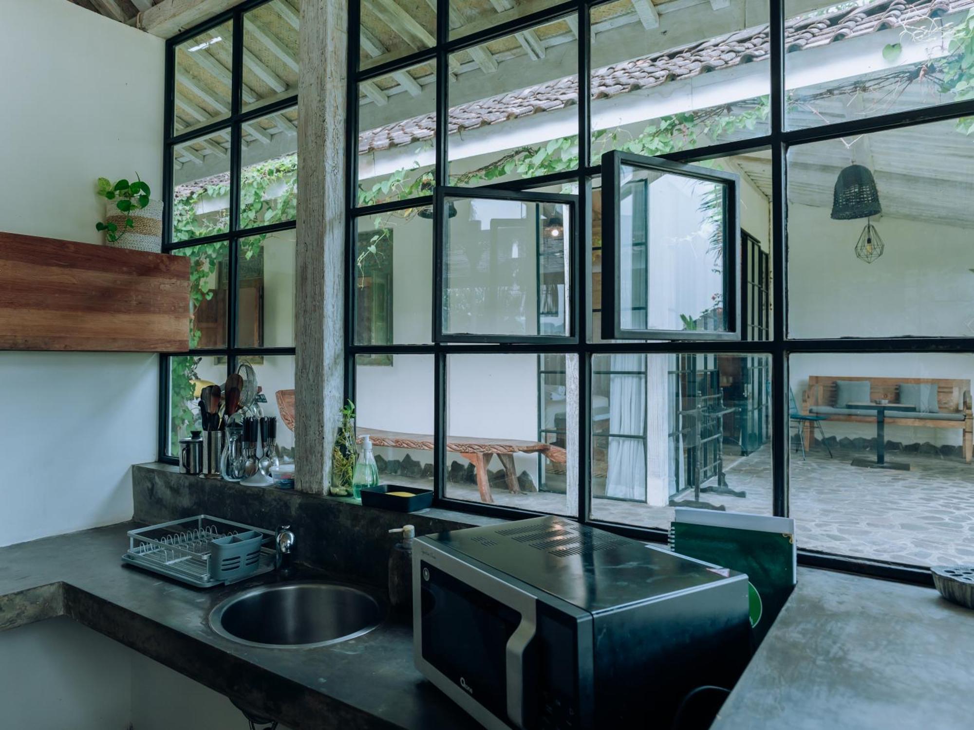 Sunmoonstarvillas Yogyakarta Jarakan Zewnętrze zdjęcie