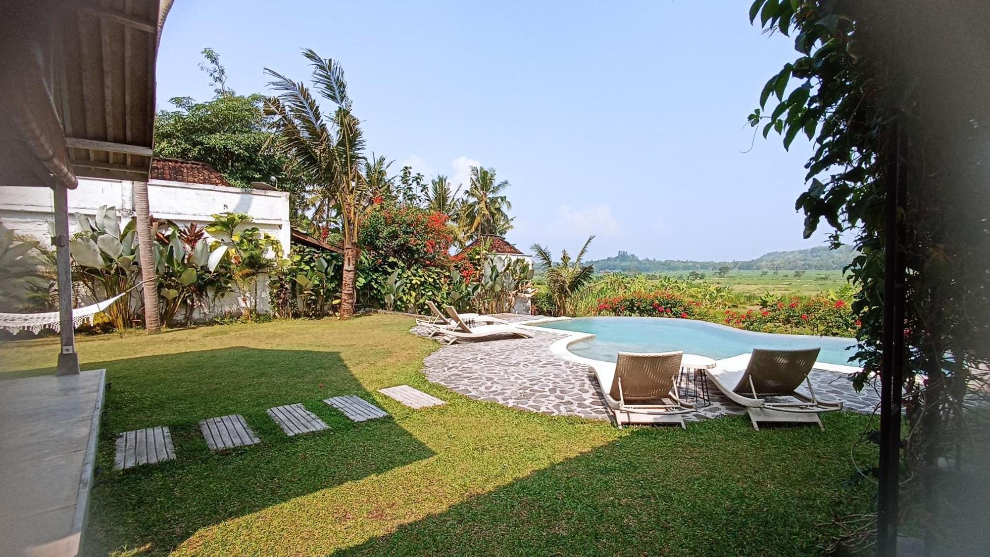 Sunmoonstarvillas Yogyakarta Jarakan Zewnętrze zdjęcie